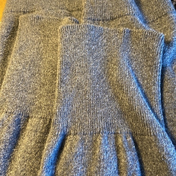 banana Republic Sweater Charcoal Gray Sz Jr M - Picture 6 of 11